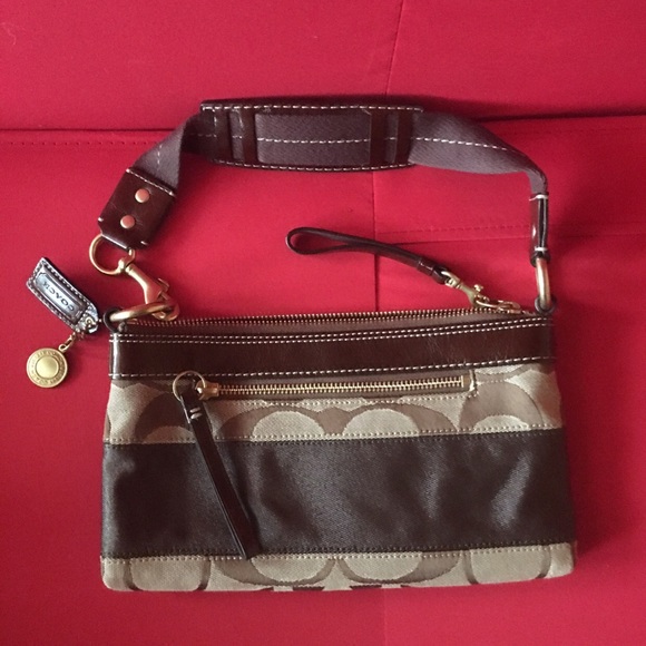 🔥Authentic COACH purse FREE SHIPPING - Picture 2 of 4